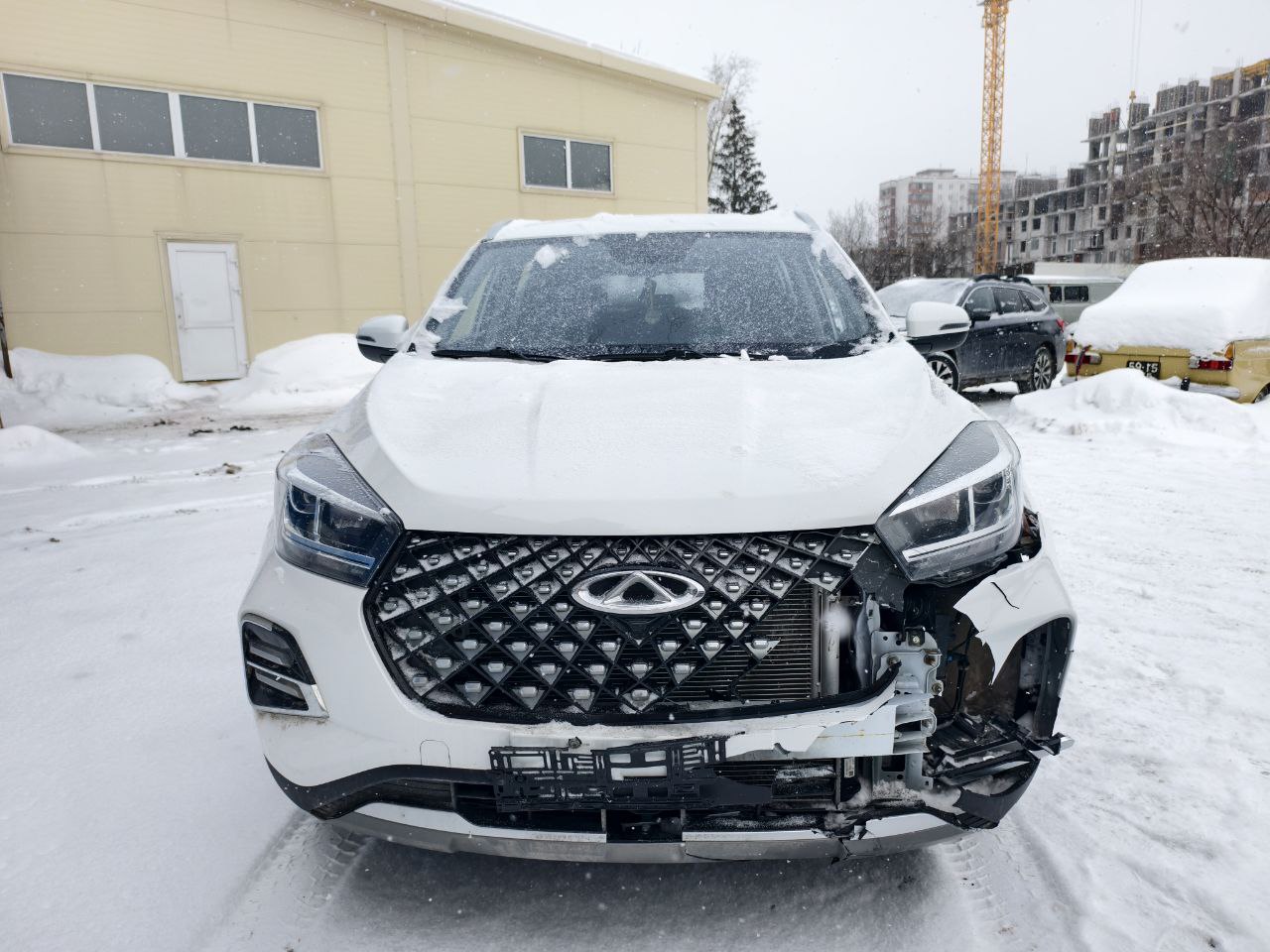 Фотофиксация повреждённого автомобиля для оценочной компании